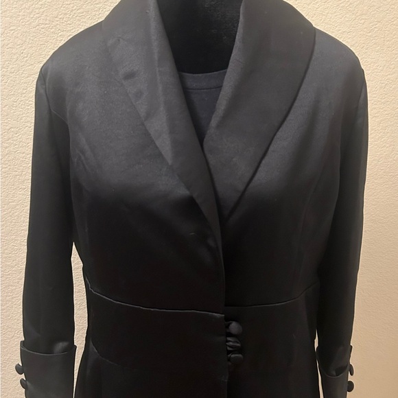 Black Double Breasted dress with Lapel Collar  3/4 sleeves, Fully lined - Picture 3 of 9
